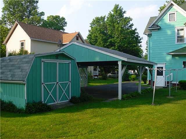 2nd image of 68 Cornelia St