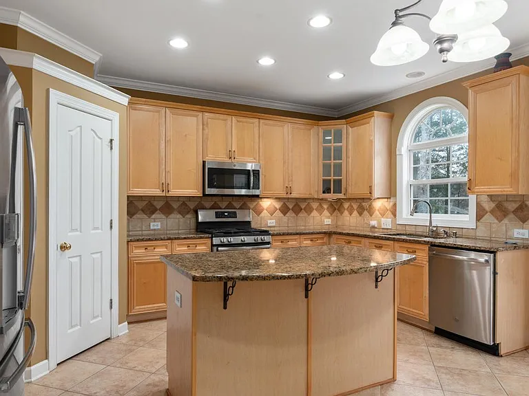 11415 Fountaingrove Dr — Photo 11