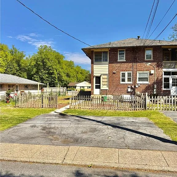 2518 W Tilghman St — Photo 26