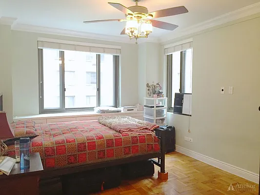 Rented by Anchor Associates | media 8