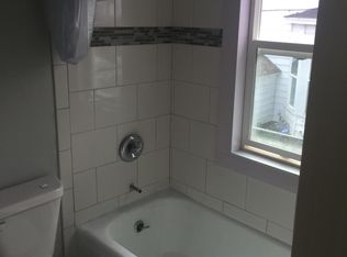405 E 7th St APT 3, Davenport, IA 52803