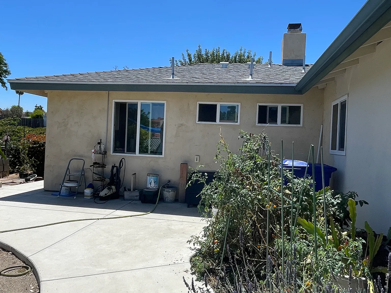 Studio, 400 sqft, $1,600 — Photo 2