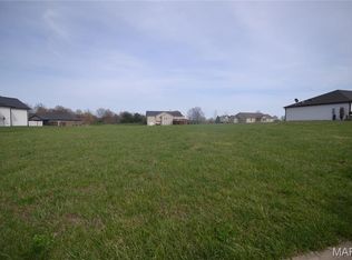 4017 Autumn Oak Dr, Smithton, IL 62285