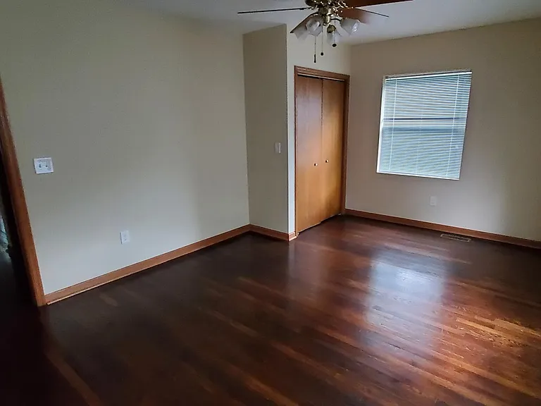 2609 W Kirkwood Ave — Photo 5