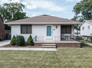 5808 Southington Dr, Parma, OH 44129