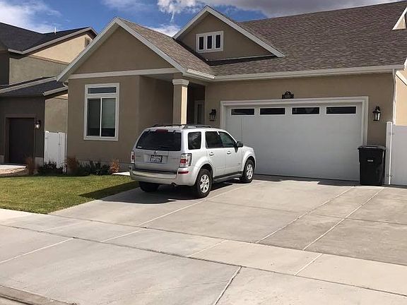 4th image of 1181 S Meadow Walk Ln