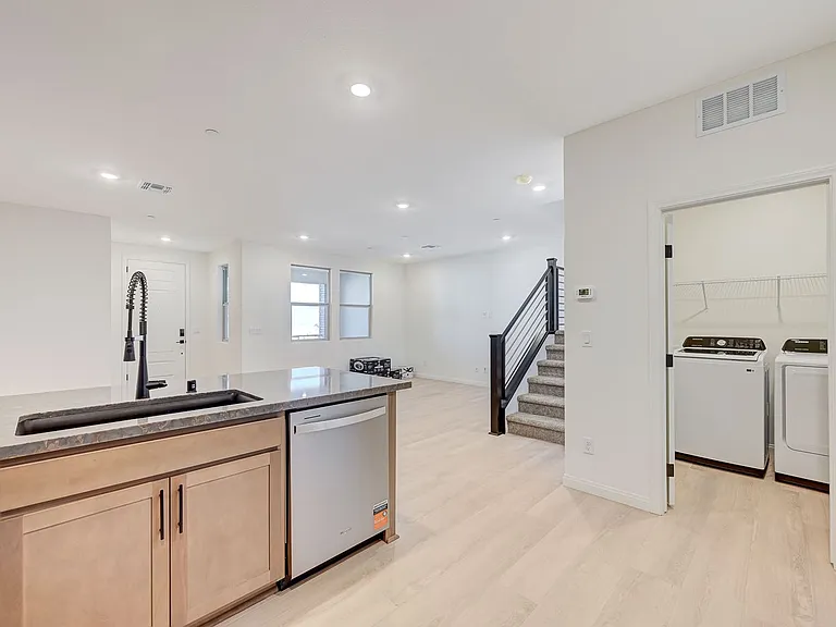 7681 N Jones Blvd — Photo 12