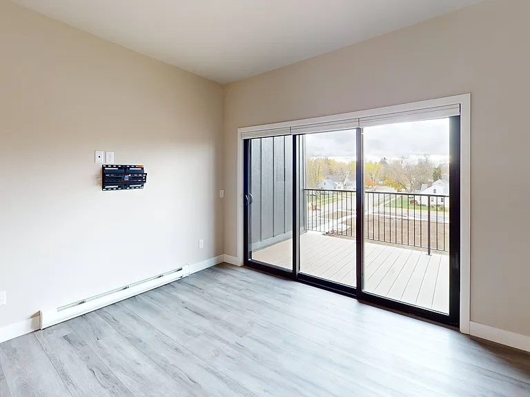 Archway Apartments | 2 Bedroom XL | 2 Bath