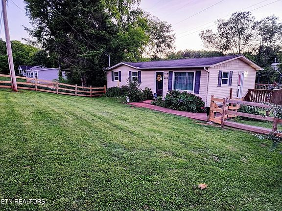 2nd image of 4818 Wheeler Rd