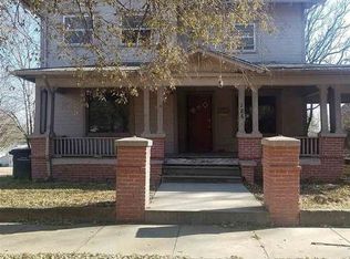 226 N C St, Arkansas City, KS 67005