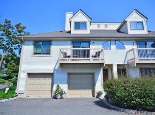 3006 Hemlock Pl, Basking Ridge, NJ 07920