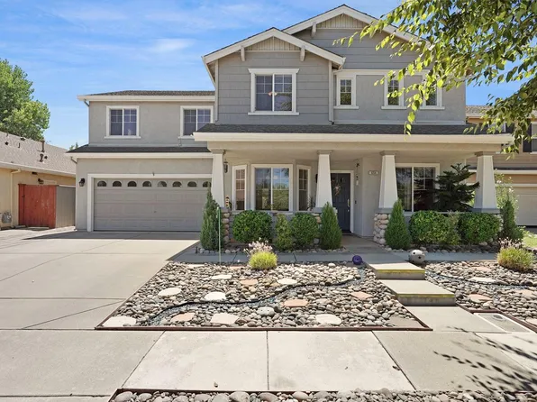 654 Summerton Ln, Turlock, CA 95382
