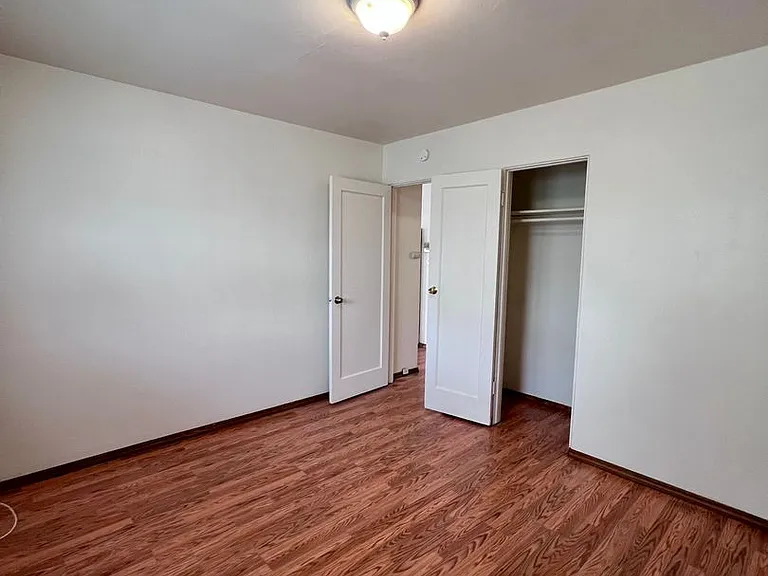 4720-34 Wilson Ave #4728-1/2 — Photo 13