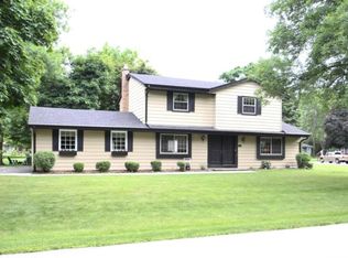 14515 W Kostner Ln, New Berlin, WI 53151