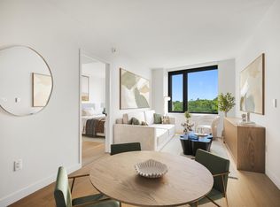 11 Ocean Pkwy #211, Brooklyn, NY 11218