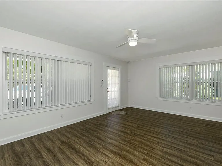 1210 N Donnelly St — Photo 26
