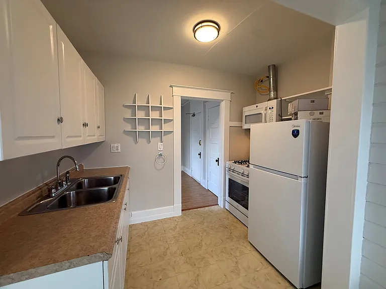 816 2nd St N #3 — Photo 20