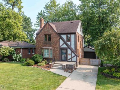 20820 Alexander St, Saint Clair Shores, MI, 48081