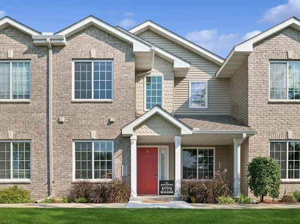 492 Newton Ave SE, Watertown, MN 55388