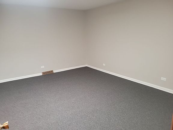 3rd image of 419 W 95th St #2B-1BA