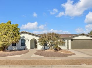 10625 Vista Lomas Dr, El Paso, TX 79935