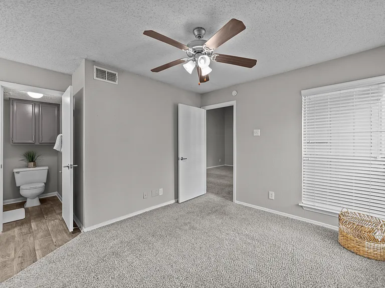 Trinity Village Apartments — Photo 21