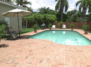 6001 SW 33rd St, Miami, FL 33155