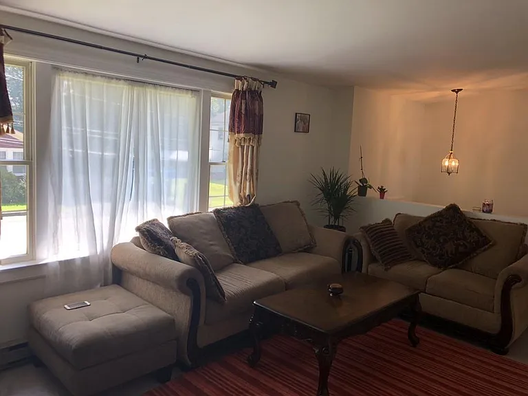 4 Lincoln Pl — Photo 3
