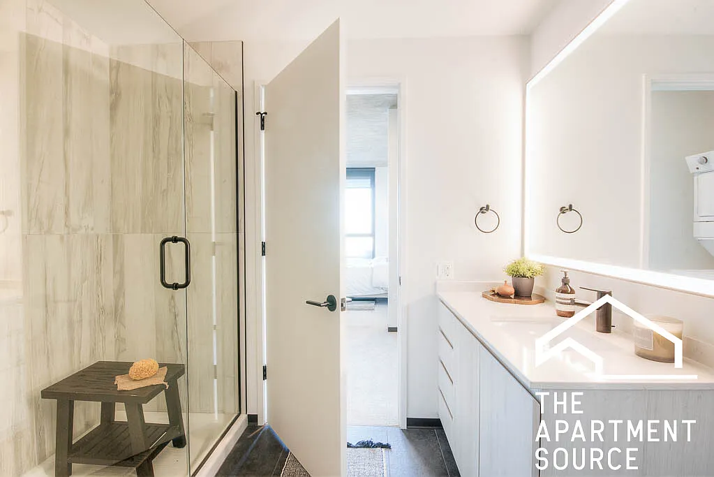 1 bed, $2,721 — Photo 4