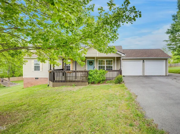 111 Glen Ayre Dr, Johnson City, TN 37615