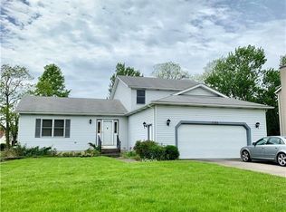 4184 Sterling Station Dr, Brunswick, OH