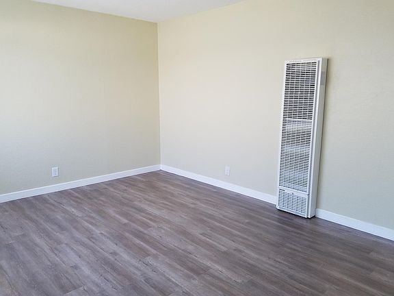 Living room with wall heat