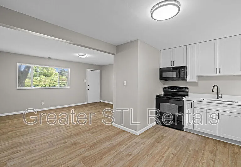 1412 E Pitman Ave — Photo 24