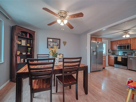 4th image of 4205 Highgrove Rd