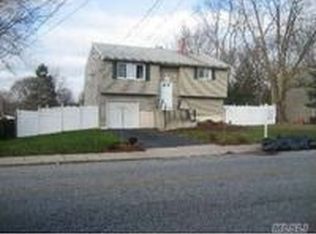 329 Barton Ave, East Patchogue, NY 11772