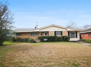 2445 Somerset Dr, New Orleans, LA 70131