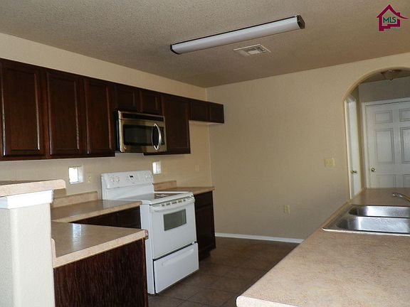 4th image of 1374 Espejo Ct
