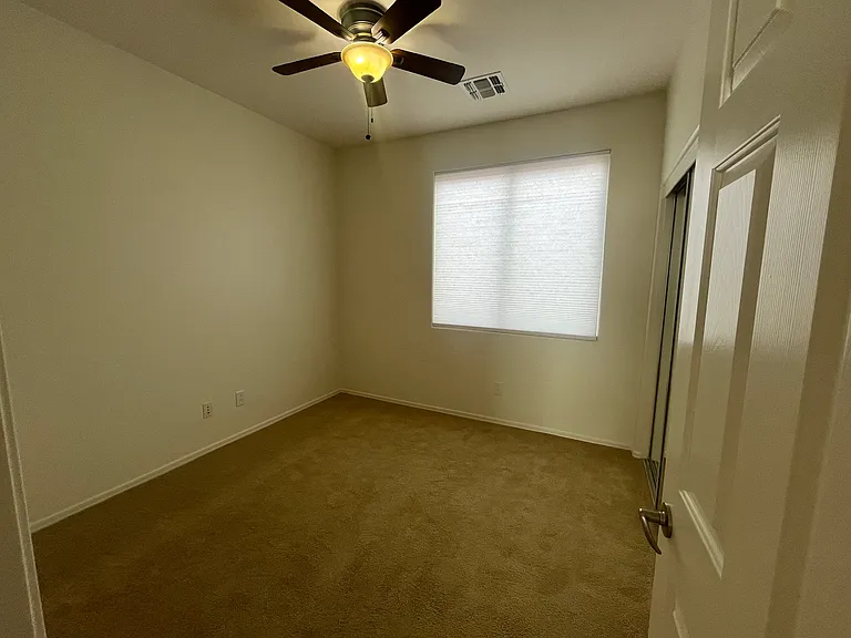3852 W Ranier Ct — Photo 18
