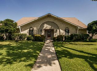 2111 Plymouth Rock Dr, Richardson, TX 75081
