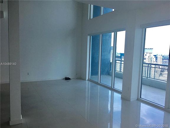 5th image of 60 SW 13th St APT 4612