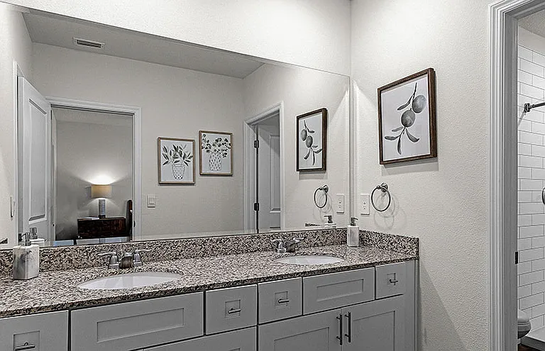 Kensington Place Townhomes — Photo 10