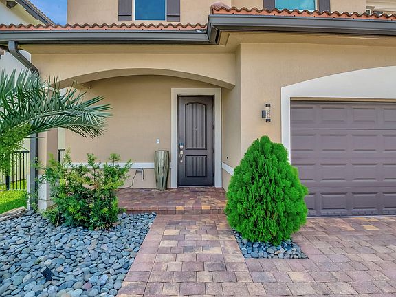 3rd image of 6848 Langdon Way
