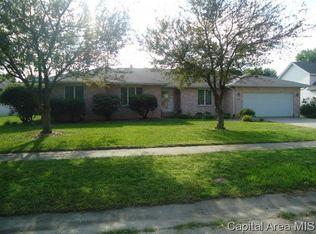 2305 Heather Mill Ct, Springfield, IL 62704