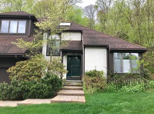 28 Cotswold Dr, North Salem, NY 10560