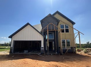 16044 Sir Barton Dr, Lindale, TX 75771