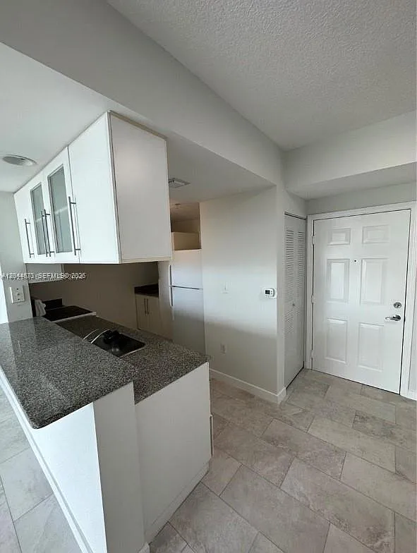 1800 Biscayne Plaza Condo — Photo 4