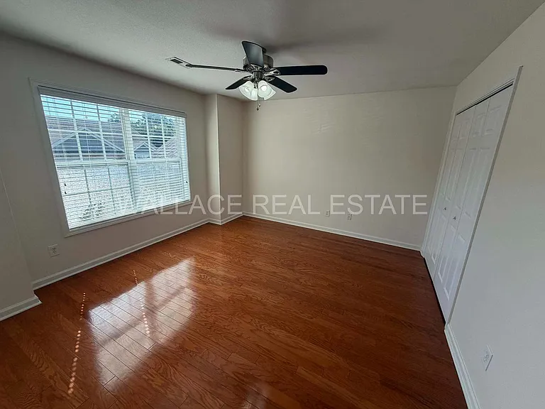 8852 Carriage House Way — Photo 2