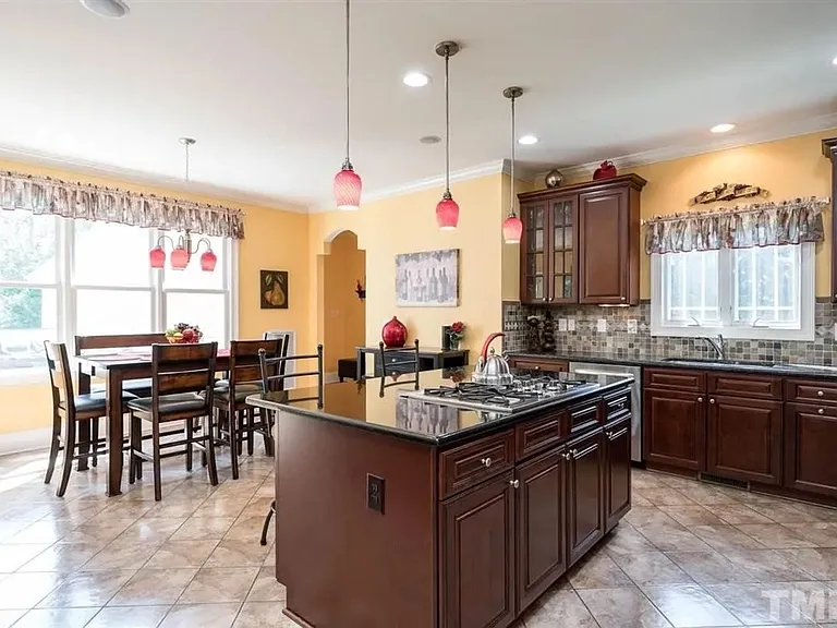 1530 Raven Wood Dr — Photo 27