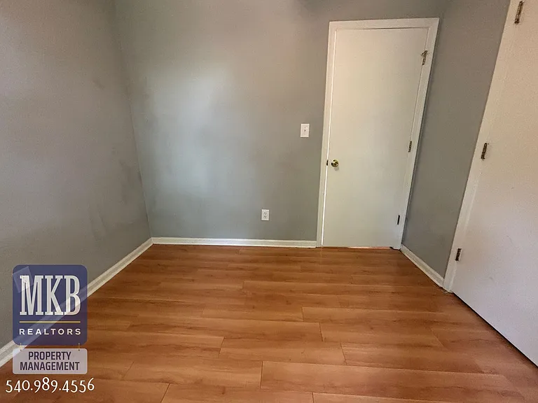 4706 Casper Dr NE — Photo 34