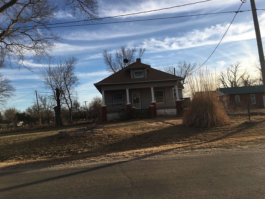 1st image of 741 E Old Highway 50